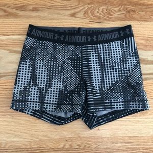 gently used under armory spandex